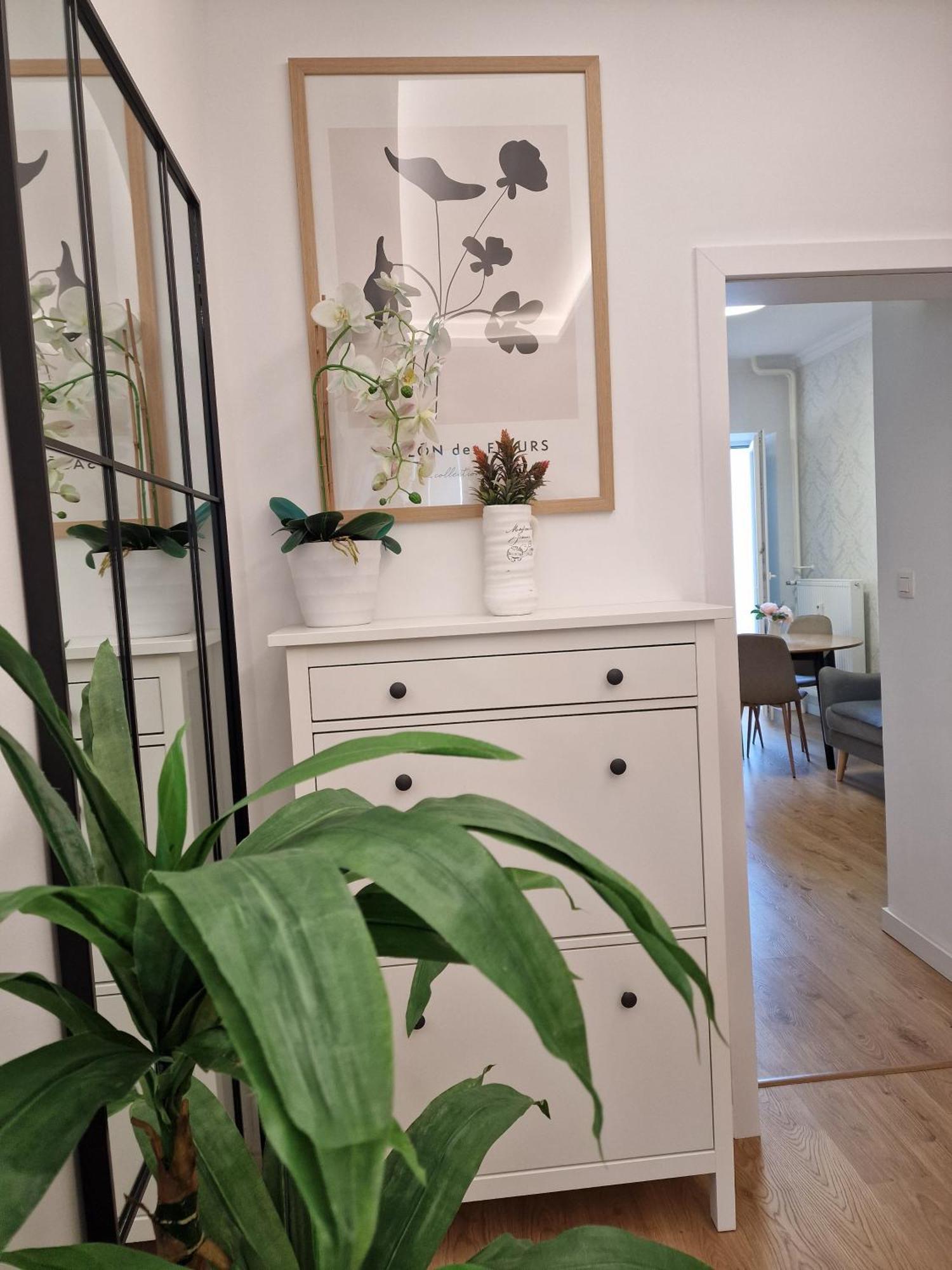 Old Town Apartment - 2 Bedrooms Bratislava Ngoại thất bức ảnh